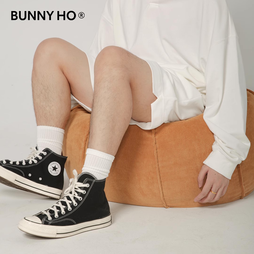 Bunny Ho 夏季黑色白色宽松休闲短裤潮流